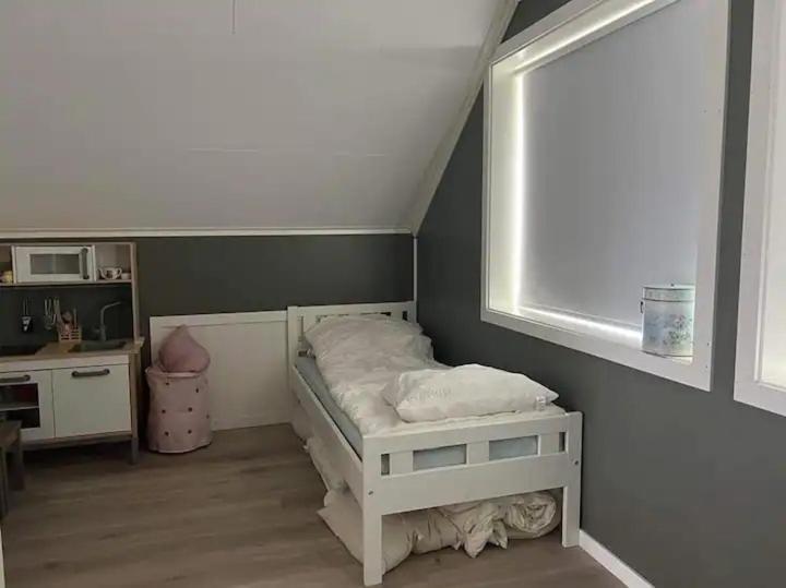 Lekkert Gjestehus Med Gratis Parkering Pa Stedet. Levanger Exterior foto